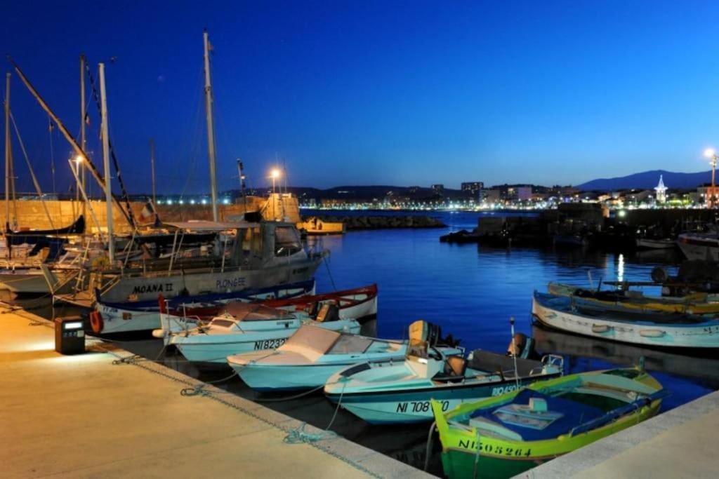 La Petite Luciole Entre Mer Et Montagne. Cagnes-sur-Mer Esterno foto